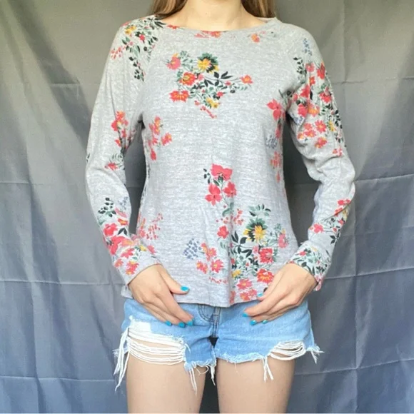 Loft Medium Floral Grey Crewneck Sweater 100% Cotton - Picture 5 of 7
